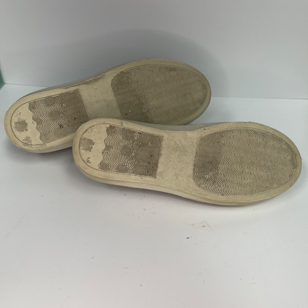 Steve Madden Quilted Slip-On Sneakers Women’s Size 11 Taupe - Picture 9 of 9